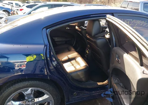 2013 Dodge Charger Sxt z USA, uszkodzony, nr VIN 2C3CDXHG9DH730877